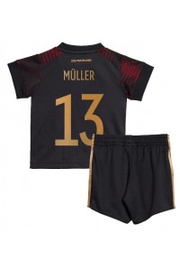Tyskland Thomas Muller #13 Babyklær Borte Fotballdrakt til barn VM 2022 Korte ermer (+ Korte bukser)